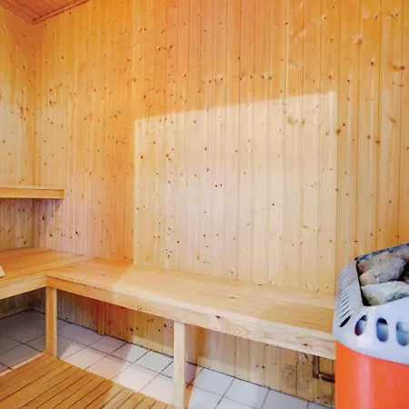 Casa vacanze Four-bedroom Holiday In *