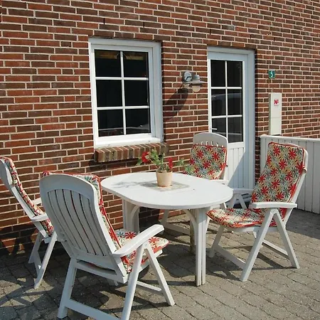 Four-bedroom Holiday In Casa vacanze Blåvand