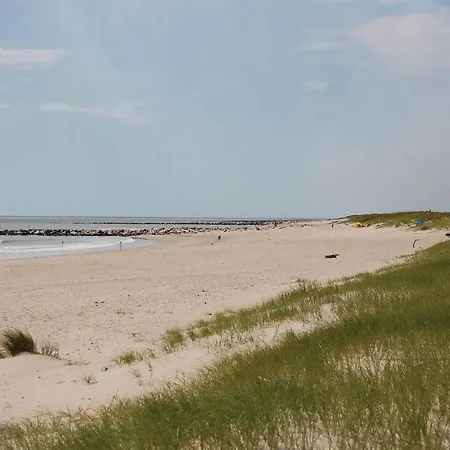 Four-bedroom Holiday In Blåvand