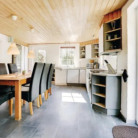 Four-bedroom Holiday In * Blåvand
