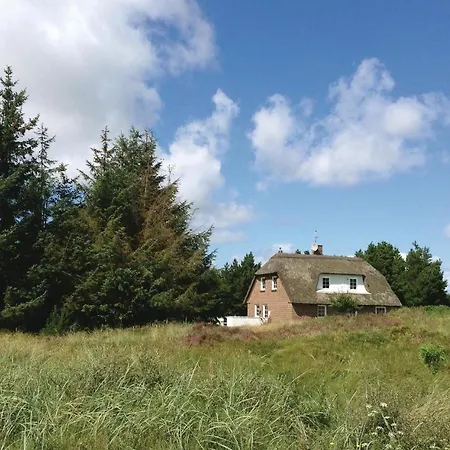 Casa vacanze Four-bedroom Holiday In Blåvand