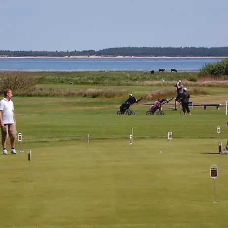 Four-bedroom Holiday In Casa vacanze Blåvand